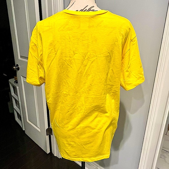 Netflix Stranger Things Surfer Boy Pizza Graphic Tee Shirt - Picture 14 of 16